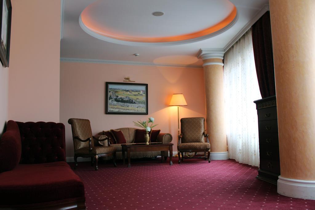Stone Bridge Hotel Skopje Room photo